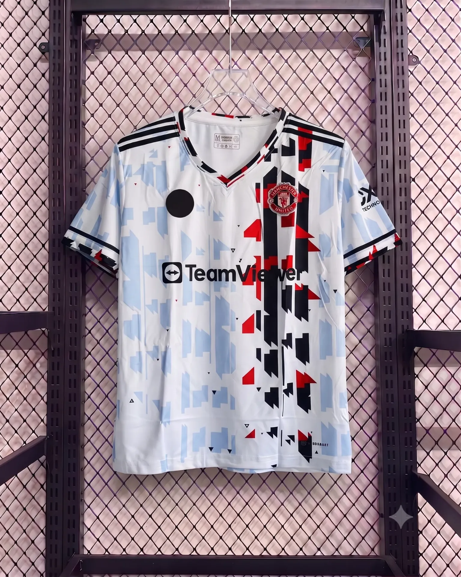 MANCHESTER UNITED 24-25 SPECIAL EDITION KIT EMBROIDERY (S)