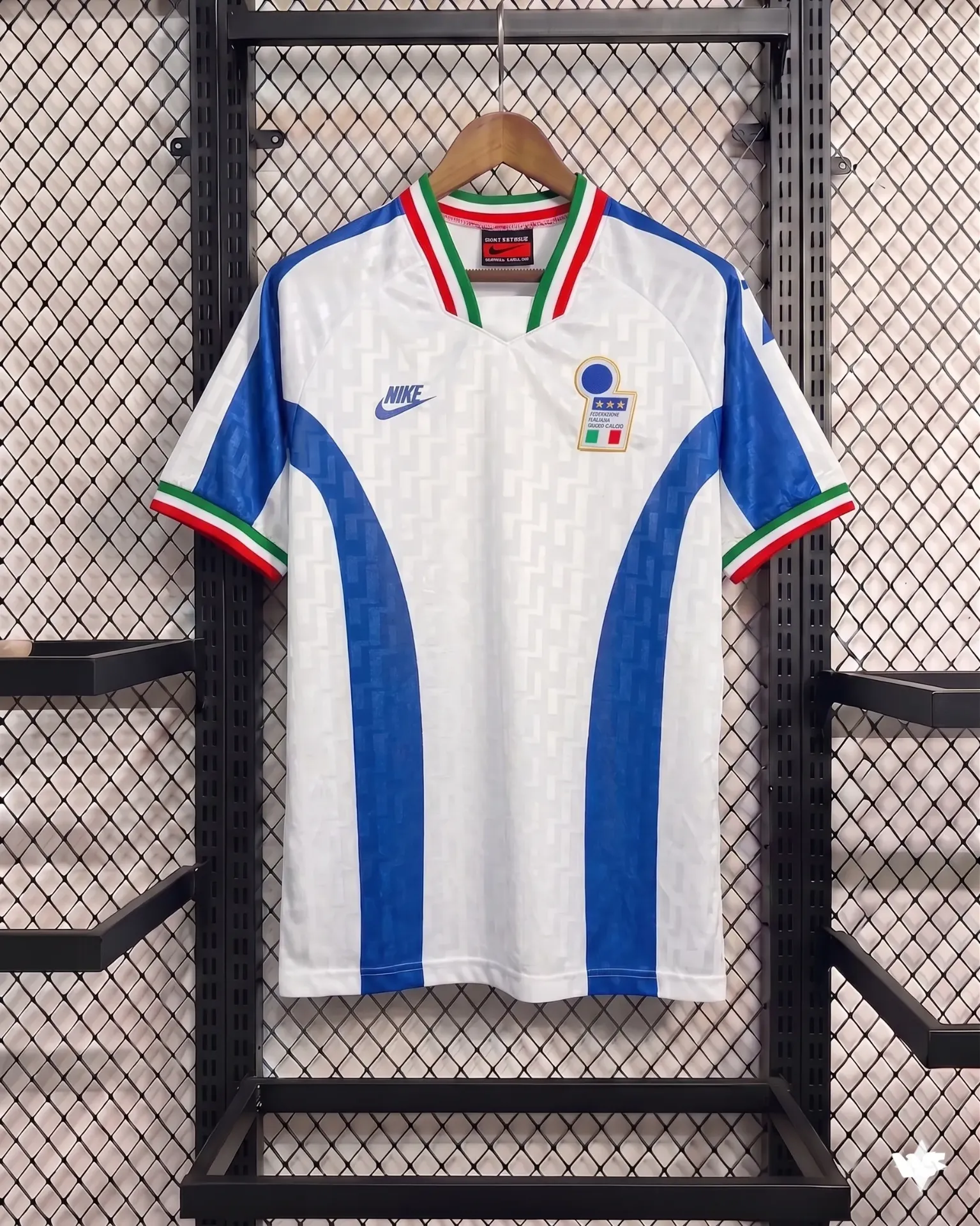 ITALY 1996-97 TRAINING KIT MALDINI FIVESLEEVE EMBROIDERY PREMIUM (S)
