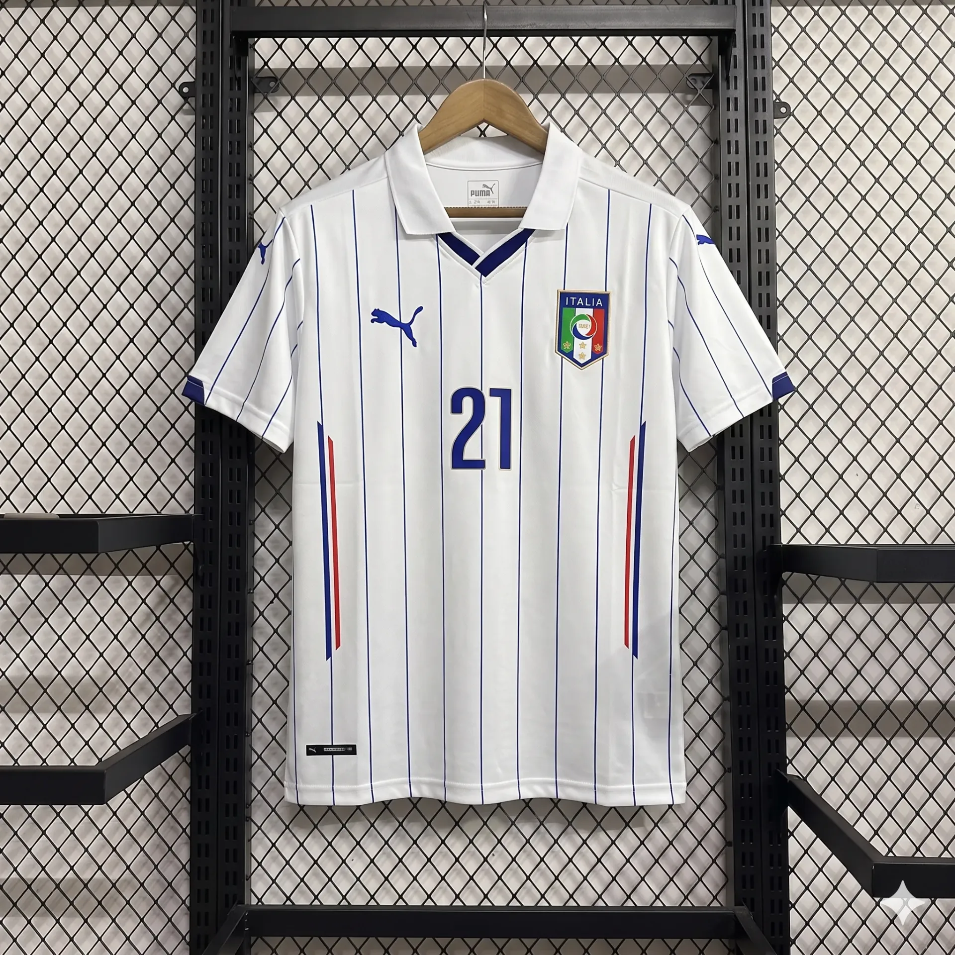 ITALY 2016-17 AWAY KIT PIRLO FIVESLEEVE POLO (S)